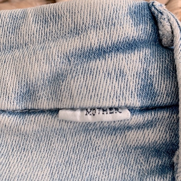 Mother Pixie Ankle Fray Action Shot Jean - Picture 12 of 16